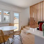 Apartament Modern 1bdr With Sea View In By Lovelystay *